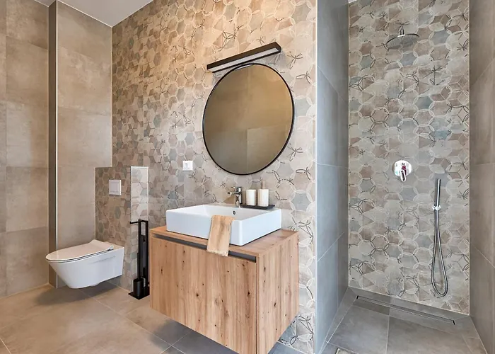 Modern Coastal Villa With Heated Pool And Near The Sea In Liznjan, Istria * Ližnjan